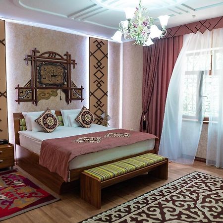 Gоlden Dragon Villa Hotel 比什凯克 外观 照片