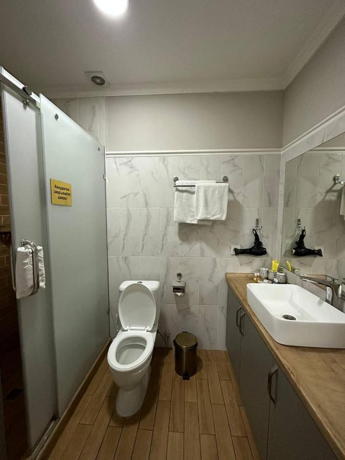 Gоlden Dragon Villa Hotel 比什凯克 外观 照片