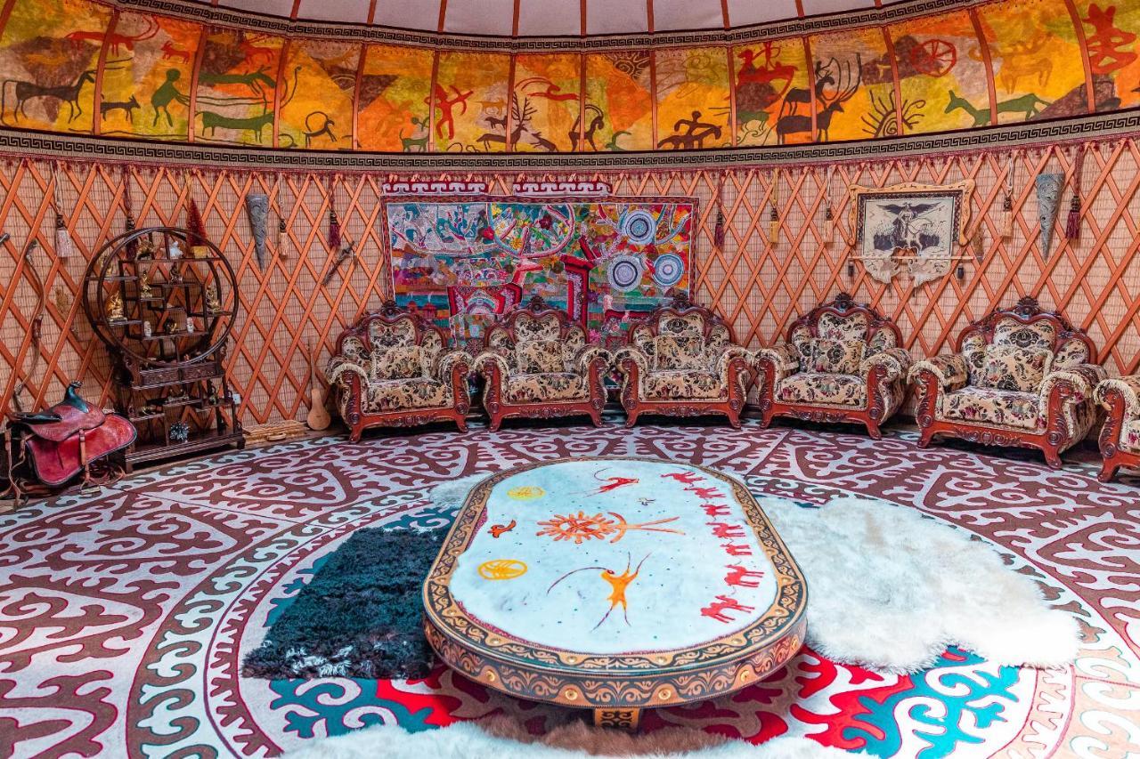 Gоlden Dragon Villa Hotel 比什凯克 外观 照片