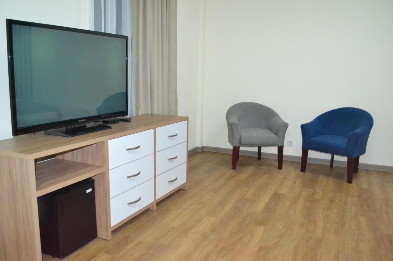 Gоlden Dragon Villa Hotel 比什凯克 外观 照片
